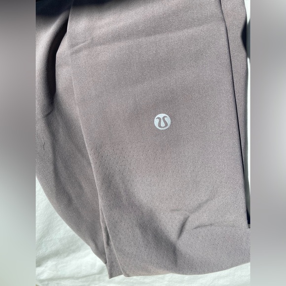 Lululemon pants - Picture 3 of 7
